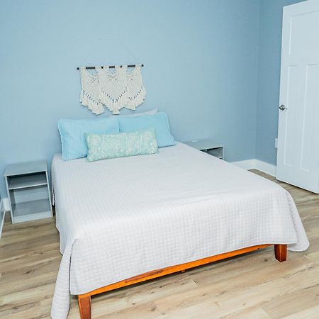 Cottage Beach House Steps From Beach 3 Bedroom 2 Bath Gulf Shores Zewnętrze zdjęcie